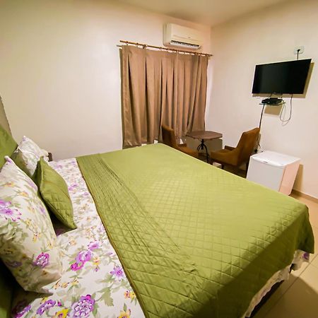 Hotel Pequeno Principe 阿拉皮拉卡 外观 照片